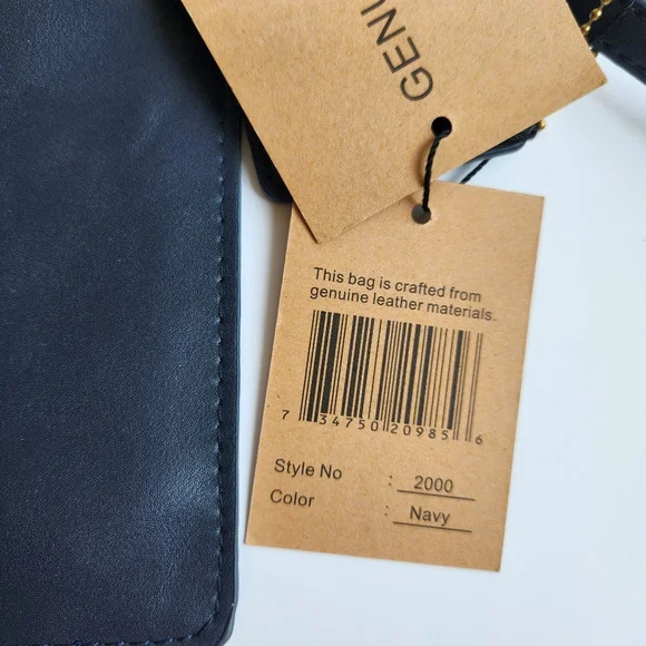 Savanna Genuine Leather Navy Wristlet Pouch Bag Zipper Soft New With Tags - Picture 3 of 15